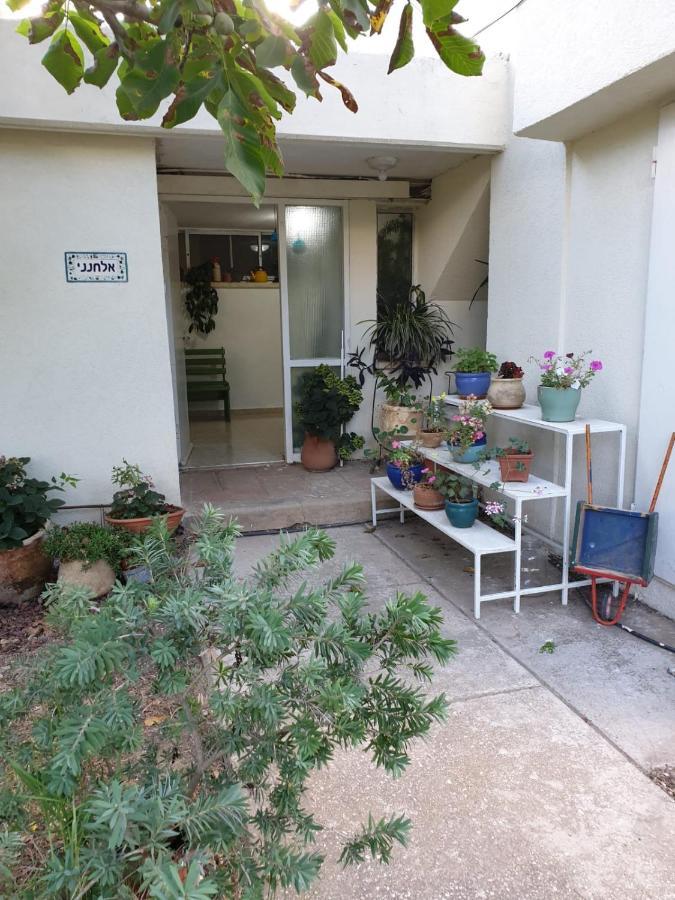 פינה חמה ברמה Ein Zivan Exterior foto