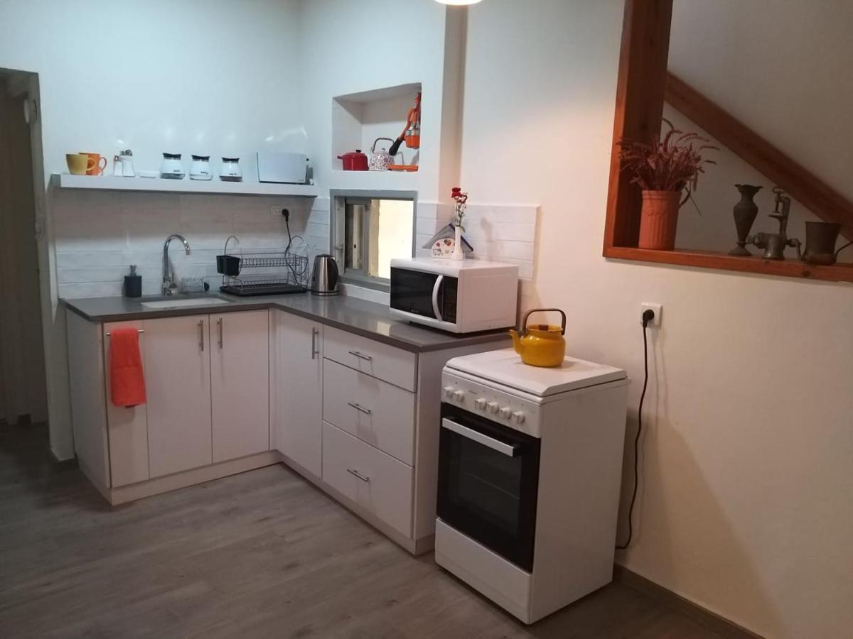 פינה חמה ברמה Ein Zivan Exterior foto