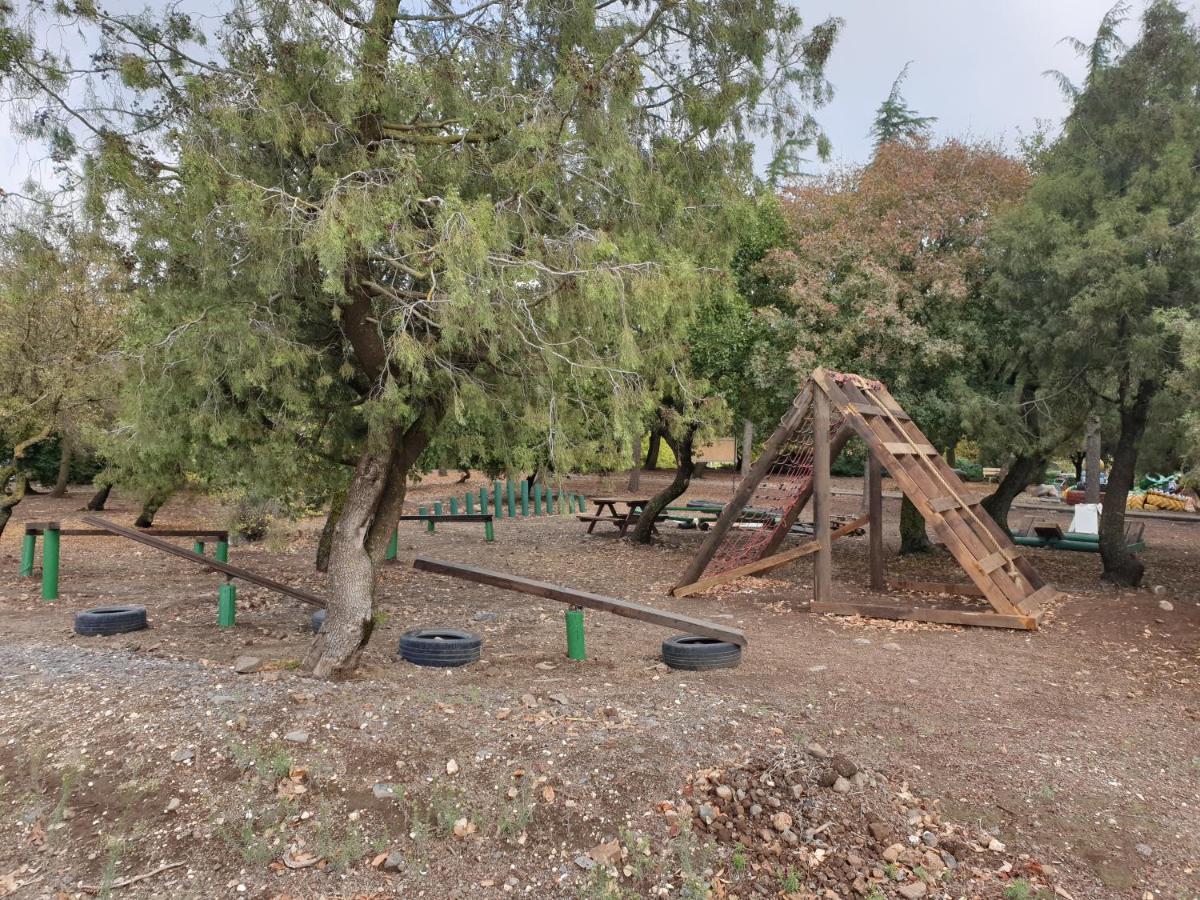 פינה חמה ברמה Ein Zivan Exterior foto